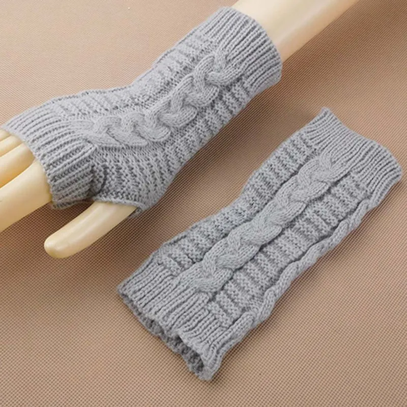 Женские перчатки ручные теплые зимние перчатки женские вязанные крючком шерстяные варежки теплые перчатки без пальцев - Цвет: GLV0348LGY