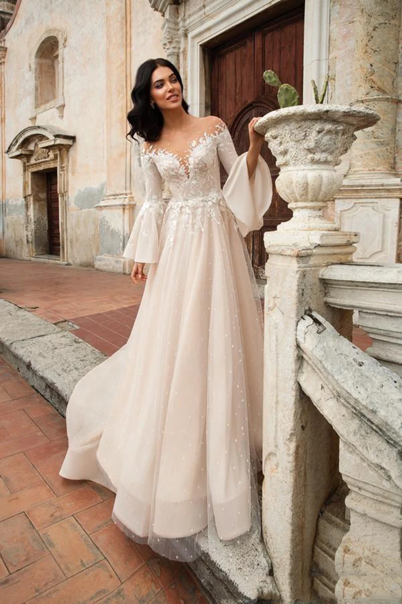 Boho-Wedding-Dresses-2020-New-Lace-Applique-Long-Sleeve-Boho-Beach-Bridal-Dress-Plus-Size-Wedding
