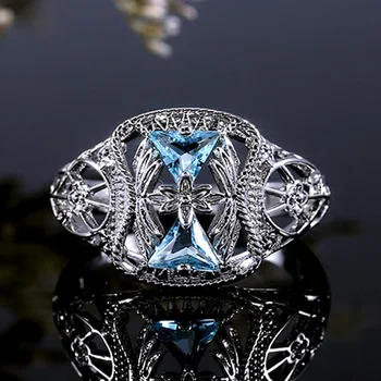 

Huitan Luxury Double Saparate Triangle Stone Party Women Ring Queen Style Hollow Pattern With Center Flower Design Women Rings