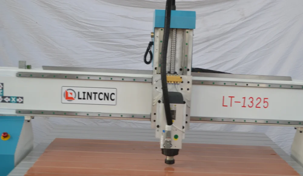 Цзинань checp Ncstudio система управления 3.0kw 1325 древесины cnc маршрутизатор для продажи
