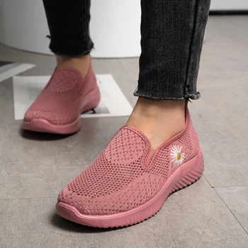 

Woman Sock Sneakers 2020 Knitted Flat Shoes summer women's Loafers Ladies Casual Vulcanized Shoes slip on mesh sport shoes