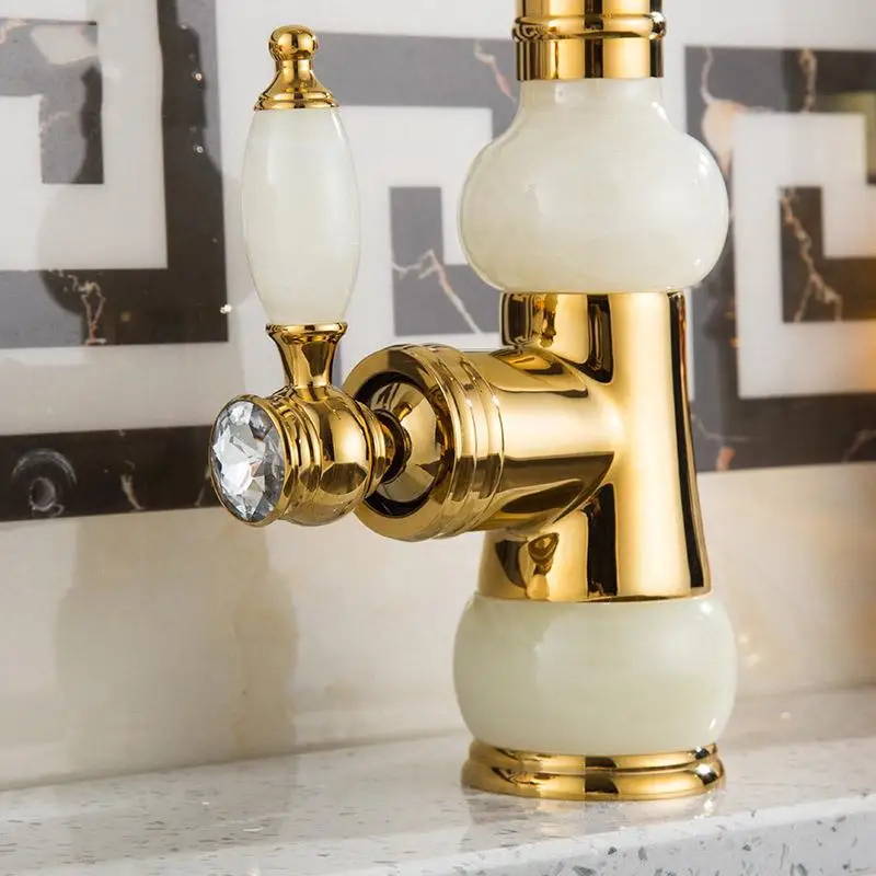 9088442896_772312694