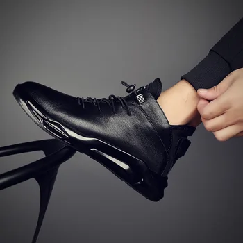 

shoes Europe 2020 high top British style versatile casual shoes autumn and winter plush leather Martin boots for men