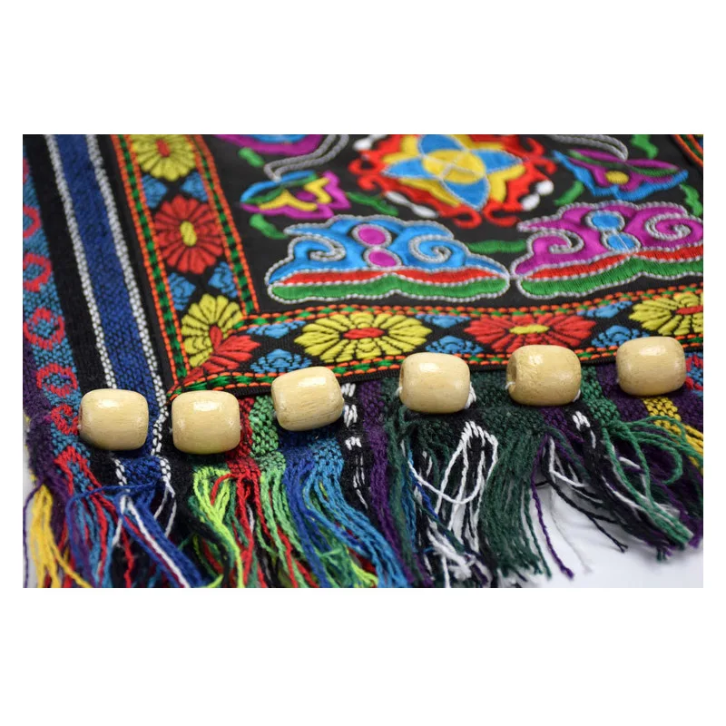 9330830358_645572075