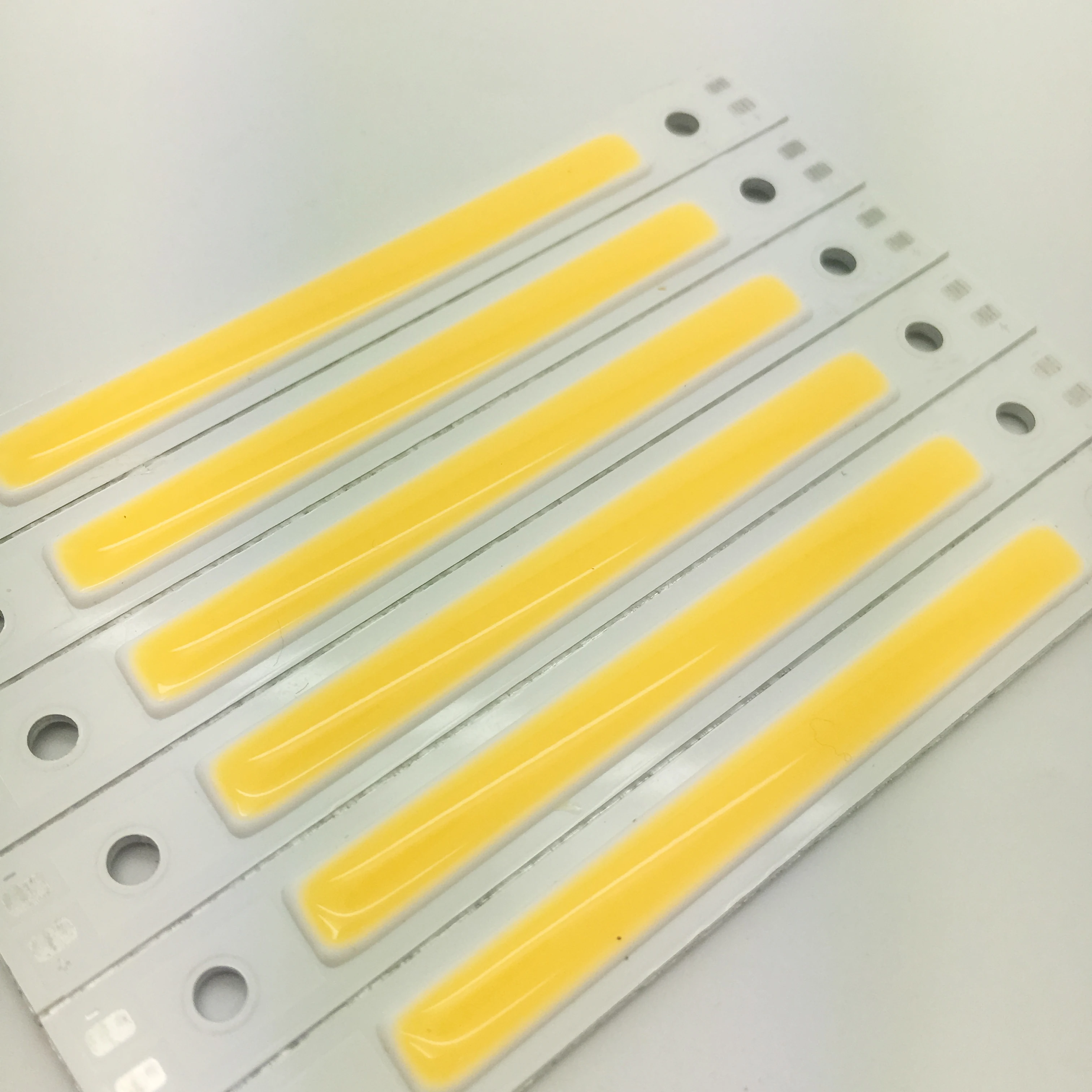 Рисунок 4 - светодиодные ленты COB DC9V 7 Вт