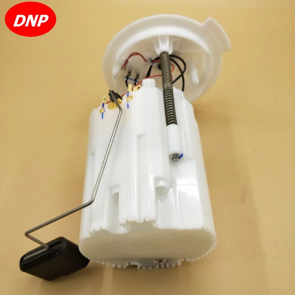 DNP PAT топливный насос в сборе, пригодный для Citroen CABRIOLE COUPE Fortwo Roadster 17202-4875R 0580200521 A4534700394