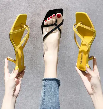 

luxury Sexy wild flip flops party rivet slippers Heels with Women slippers tong femme chinelos pamu slide chaussure femme talon