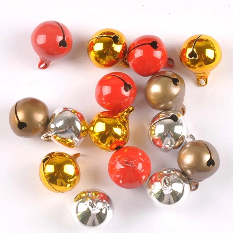 

Gold/Silver/Copper/Red Small Jingle Bells Pendants For DIY Craft Christmas Tree Metal Bells Home Party Decor Ornament Gift c2684