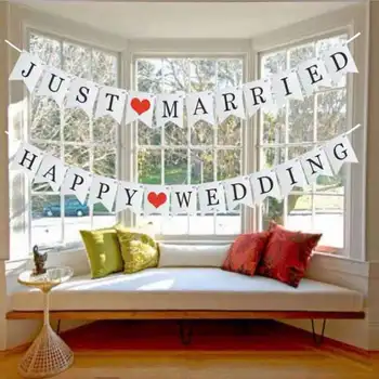 

1pcs Just Married Banner happy wedding Paper Bunting Decoration Flag Garland Party Decor Photo Booth Props Bridal Shower Supply