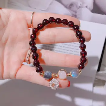 

8mm Garnet Bracelet with 925 Gold Plated Moonstone