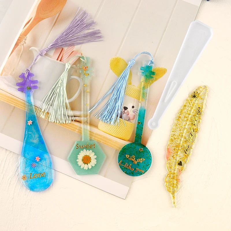 DIY Bookmark UV Resin Mold Silicone Mold Feather Bookmarks Resin Craft Molds CA DIY Bookmark UV Resin Mold Silicone Mold Feather Bookmarks Resin Craft Molds CA