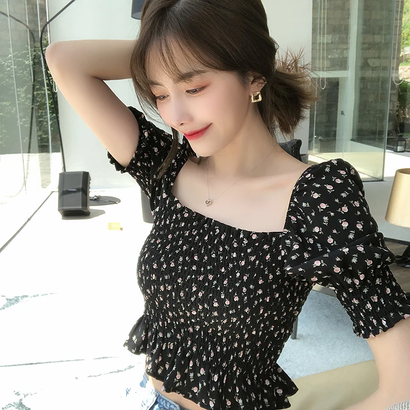 

French retro foam sleeve pleated square collar top with broken collarbone and Flower Chiffon Blouse women's short sleeve and hea