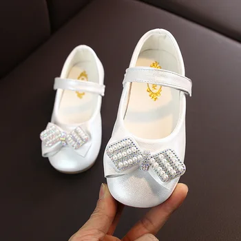 

Spring Children Pu Leather Shoes 2020 New Bow Tie Show Shoes Kids Flats Soft Comfortable Princess Shoes Pearl Dance Shoes D174