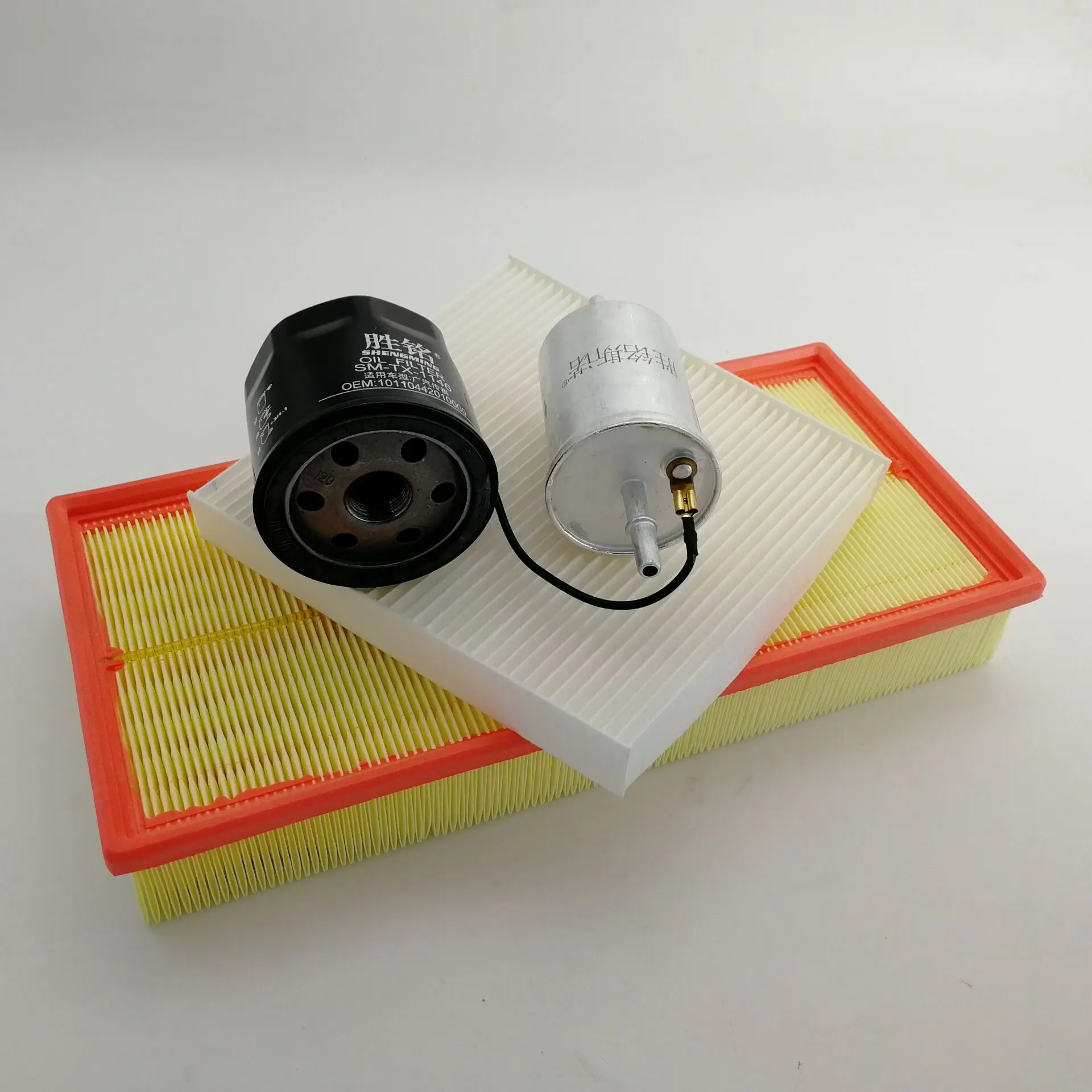 4 pieces a set Air filter oil filter Air conditioning Fuel FOR GAGC GAC Trumpchi GS8