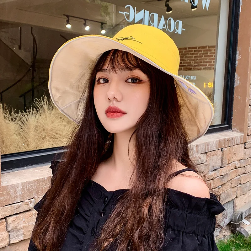 

1PC Women Double-sided Fashion Daisies Wearing Fisherman Hats Female Summer Sunscreen Sun Hat Embroidery Daisy Sun Hat