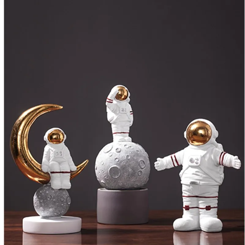 

Space Man Astronaut Model Sculpture Creative Cosmonaut Statue Fashion Northern Europe Home Decorations Resin Craftwork