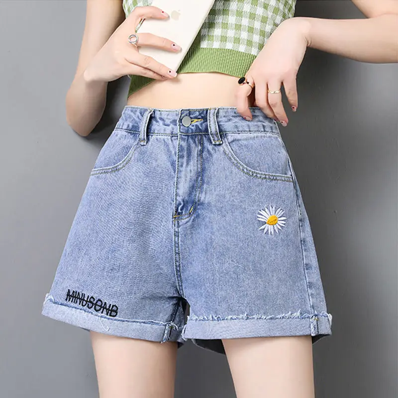 

Summer New Loose Jean Shorts Korean Style Women High Waisted Shorts Small Daisy Embroidered Wide Leg Shorts casual shorts Women