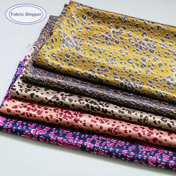 

100cm*148cm Soft Polyester Satin Fabric Material Leopard Lining