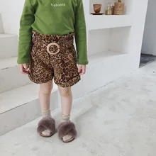 Модные леопардовые шорты для девочек; сезон осень-зима; универсальные брюки для девочек; одежда для детей 2-6 лет; WLG