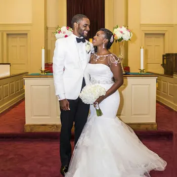 

Custom White Slim Fit Wedding Costume Suit for Men Groom Suits Tuxedos 2 Pieces Groomsmen Party Suits Wedding Tuxedo for Man