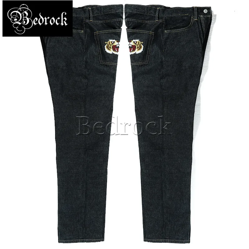 The new 15oz heavyweight original color one washed red ear denim straight jeans with embroidery cow raising jeans for men