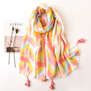

2020 New Style Cotton Scarf Printed Long-Style Summer Sun-resistant Shawl Warm women high quality women fashion luxury