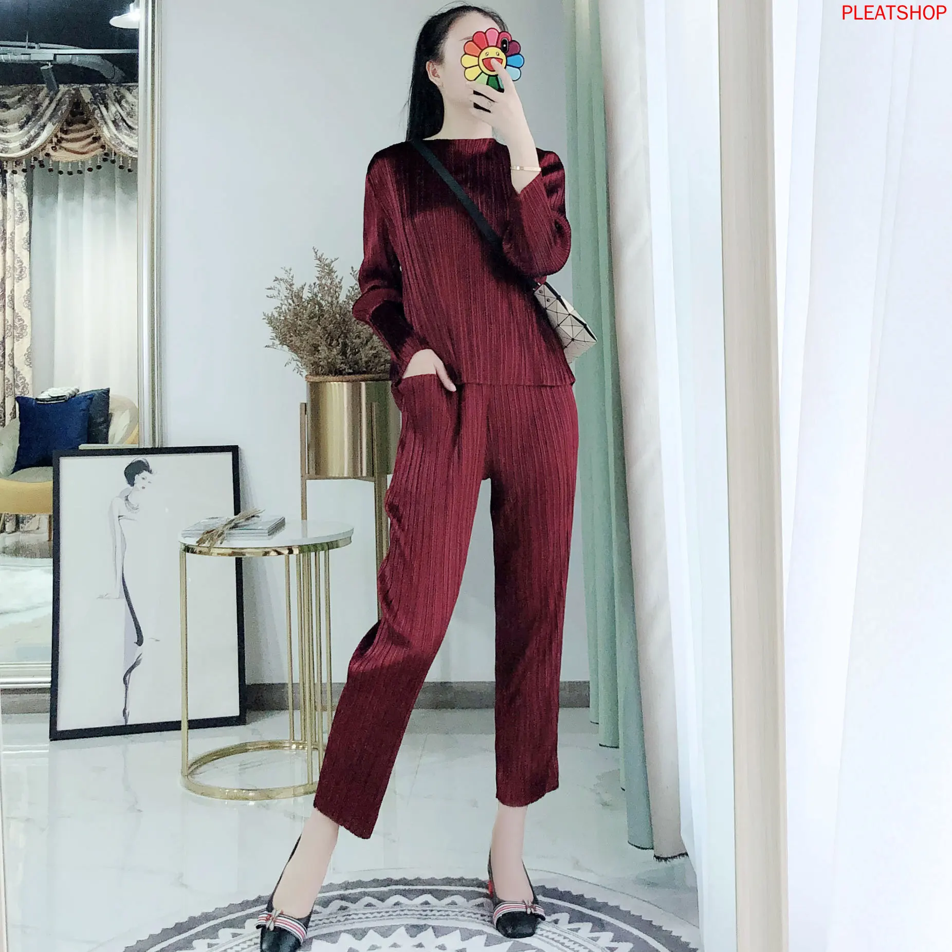 

Pleated Solid Color Long Sleeve Velvet Set Two-Piece Women's Miyake Loose And Plus-sized Simple Autumn And Winter trousers suit