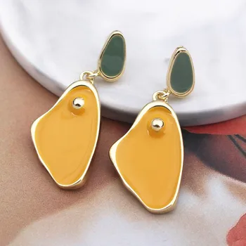 

Candy Color Simple Geometric Irregular Pendant Earrings for Women Girl Drip Personality Earrings Contrast Color Wild Brincos