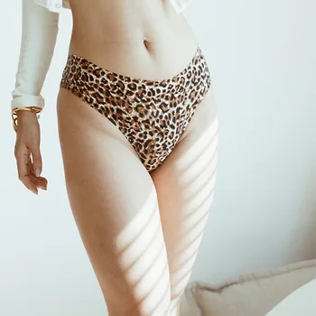 

Panties Woman Underwear Sexy Seamless Sports Prints Leopard Female T-back G-string Thongs For Woman Ice Silk Female Panties New