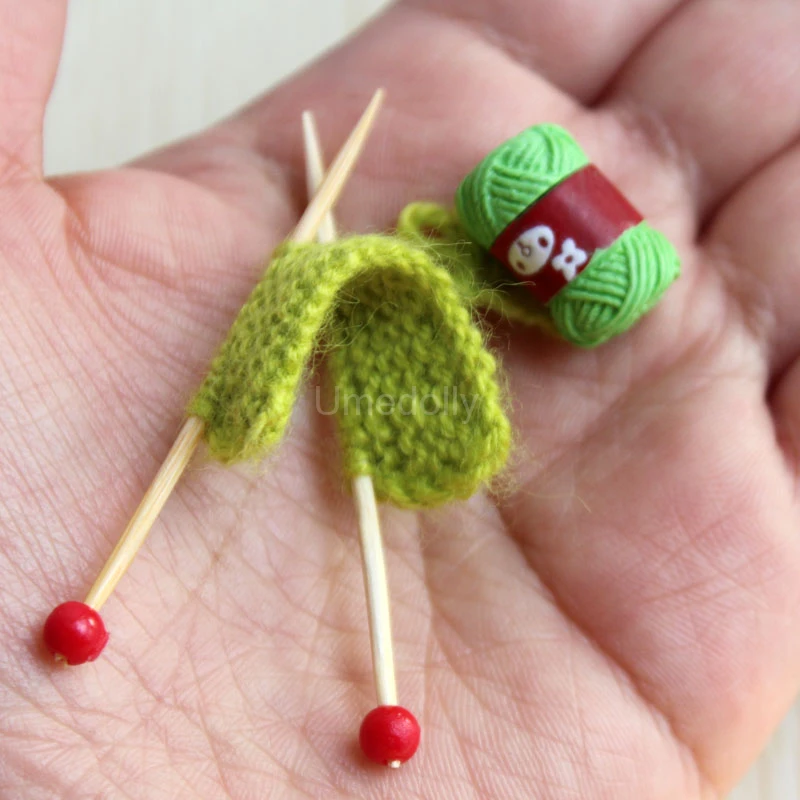 Knitting Wool, Miniature Balls of Yarn, Dollhouse 1/12th Scale Yarn Skeins  
