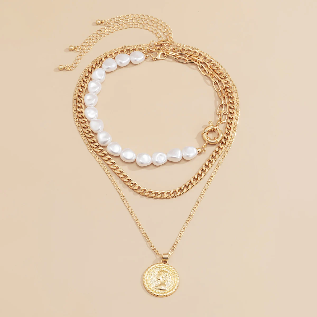 Pearl and Coin Pendant Bracelet - Image 4