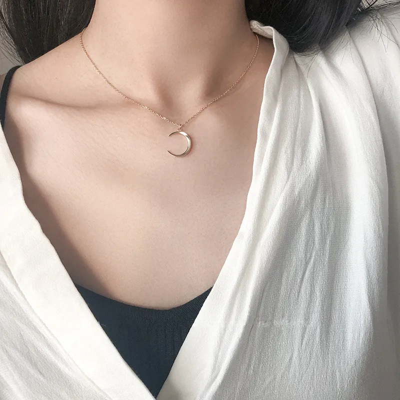 OBEAR New Fashion Sweet Moon Silver Plated Jewelry Temperament Crescent Clavicle Chain Pendant Necklaces