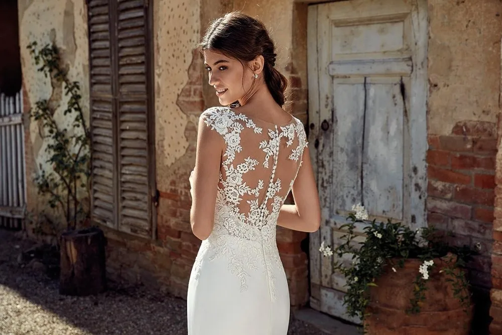 scoop-neck-satin-mermaid-bohemia-wedding-dresses-2020-cap-sleeves-tulle-lace-applique-plus-size-wedding-bridal-gowns-robes-de-mariée (1)_conew1