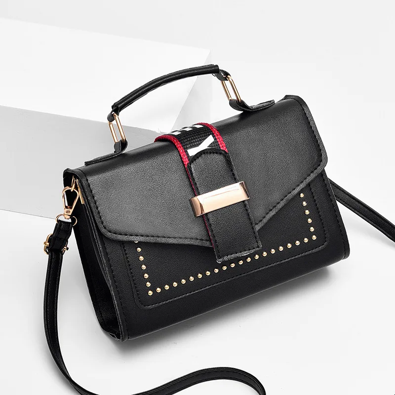 

One-Piece Daihatsu Korean-style Student Network Red Bag Women's Pull-belt Square Sling Bag Magnetic Snap Rivet Versatile Crossbo