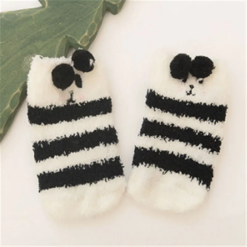 Детские носки с животными, милые носки с объемной вышивкой для новорожденных девочек зимние теплые шерстяные носки для мальчиков нескользящие носки с резиновой подошвой для малышей - Цвет: Panda