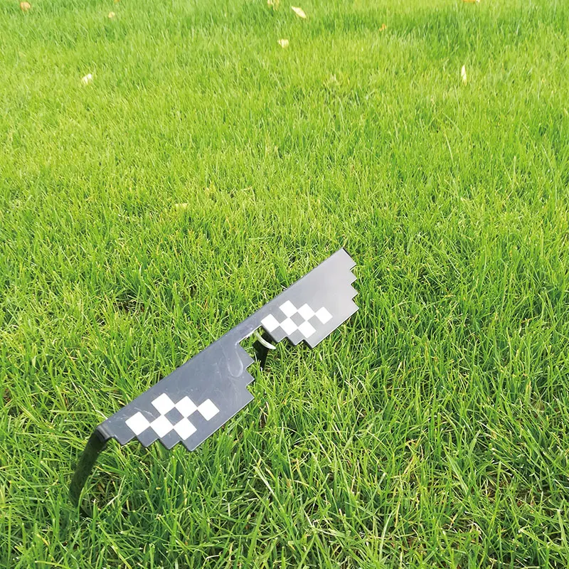 Забавные очки 8 бит пиксель дело с ним мозаика солнцезащитные трюк игрушка