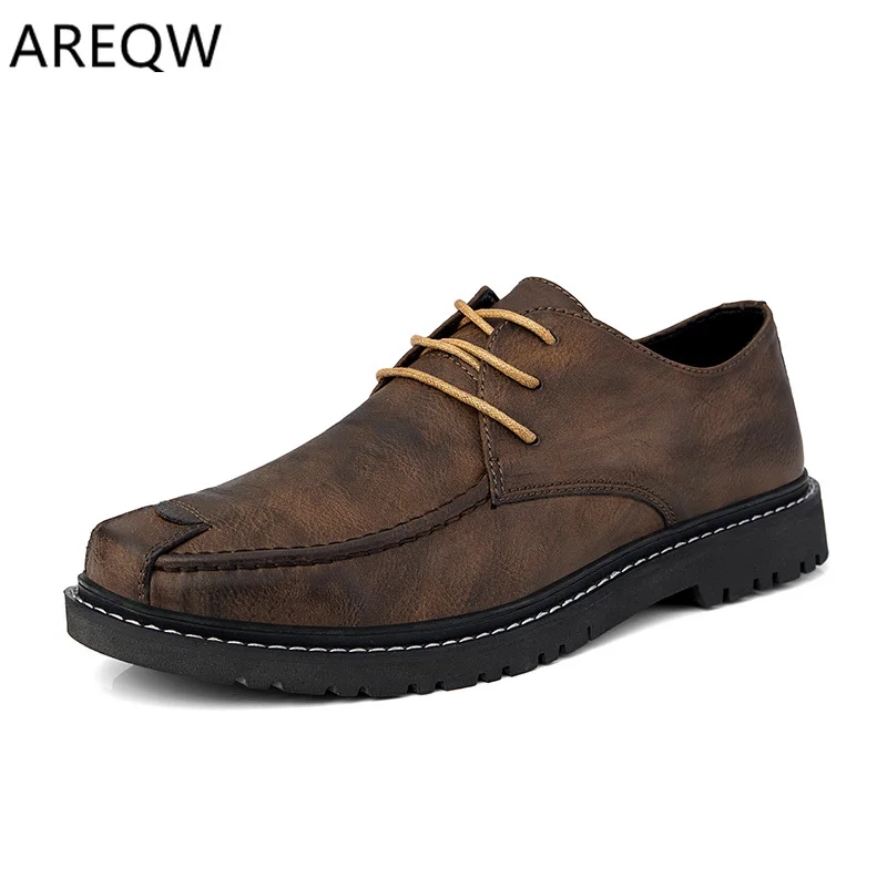 

2019 Autumn Winter Casual Shoes Men Leather Handmade Vintage Male Boots Warm Sneakers Hombres Plus Sizes