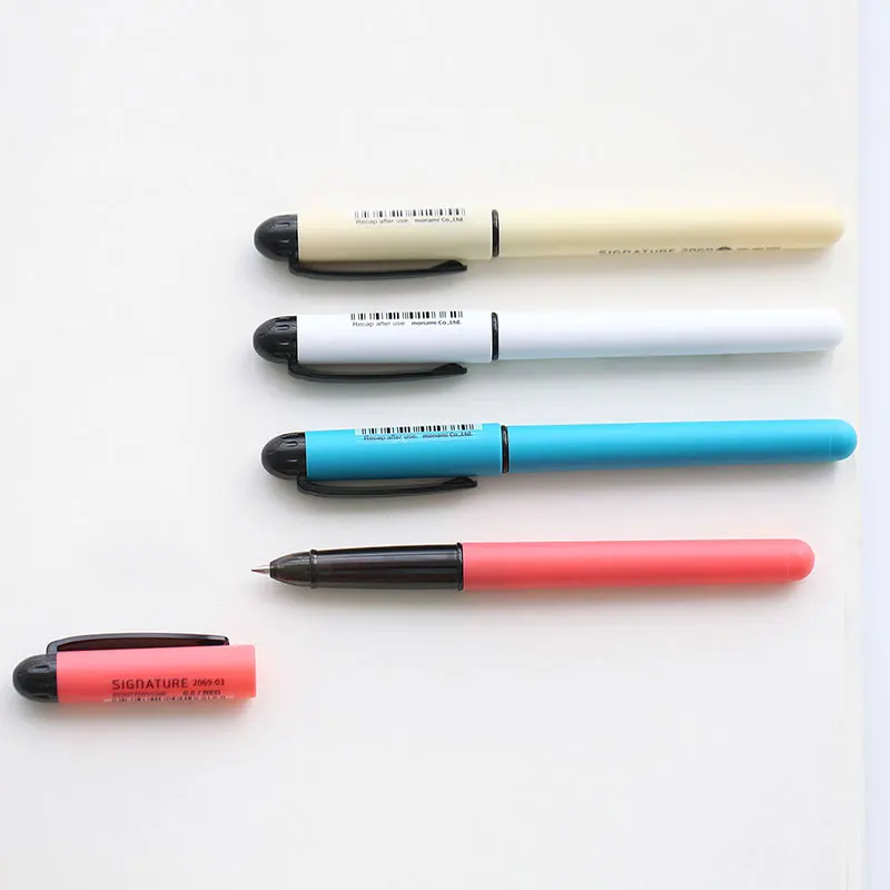 

Colorful Creative Candy 4 Color Gel Pen 0.5 mm Journals Drawing Doodling Markers signing pen Office Stationery School Supplies