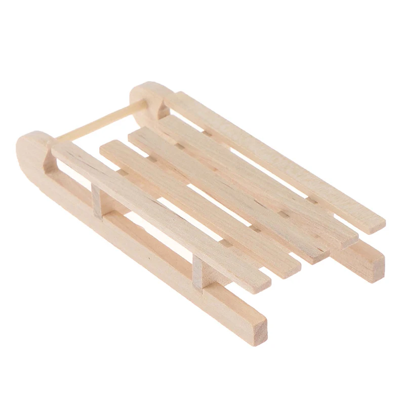 

1pc Mini Wooden Sleigh Gift Box Model DIY Christmas Landscape Doll House Accessory 1/12