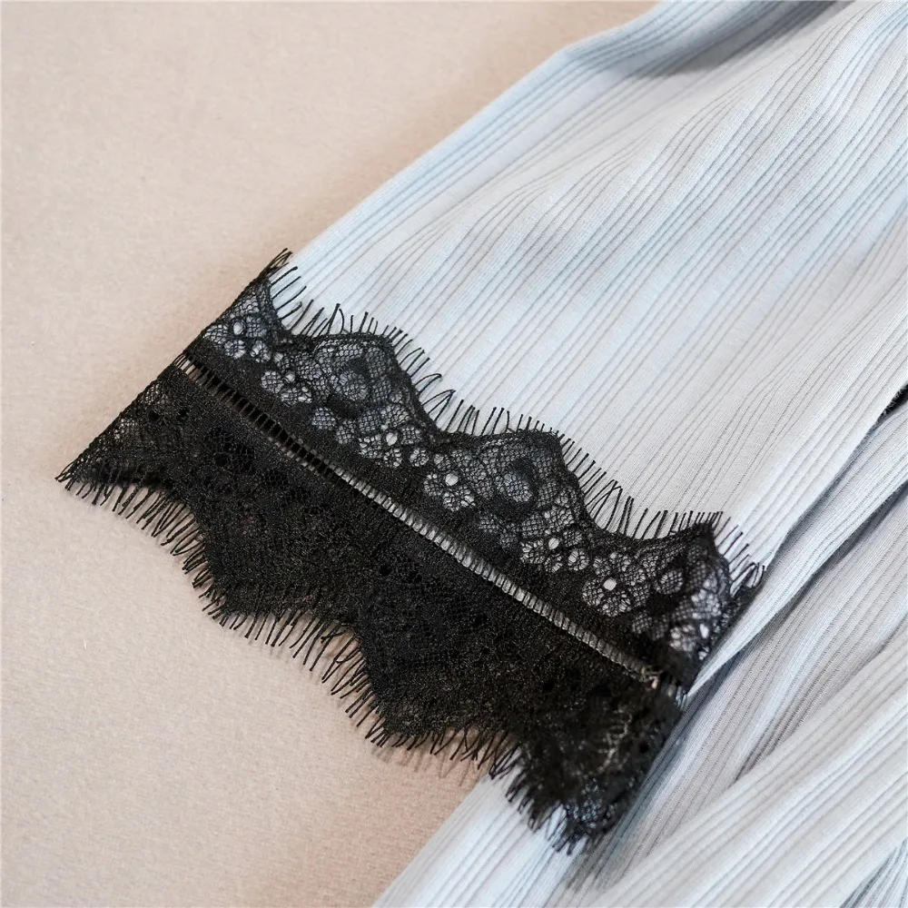 9526881857_429541127