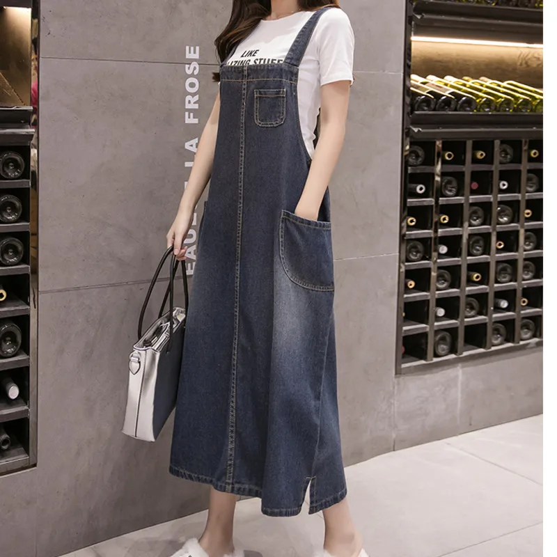 

Женское джинсовое платье с боковыми карманами, на бретельках