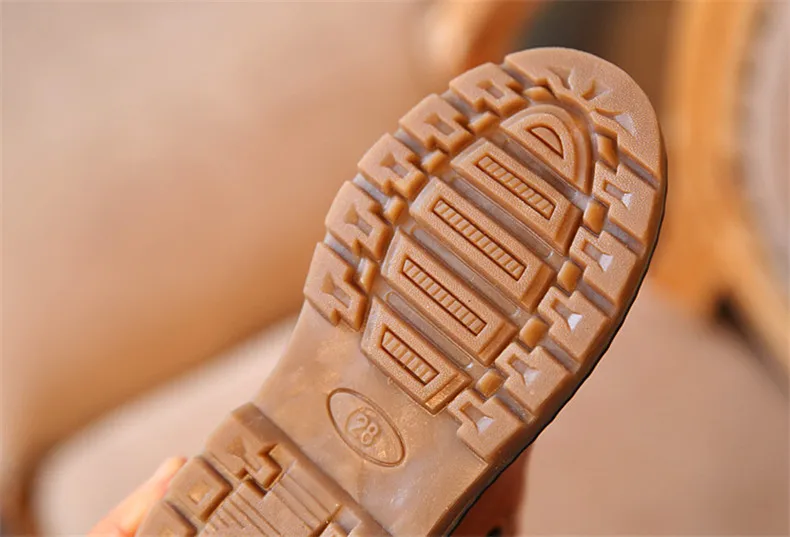 HTB12B0vG3mTBuNjy1Xbq6yMrVXar