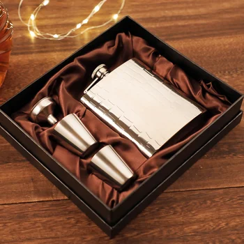 

Portable Pocket Hip Flask Funnel Alcohol Stainless Steel Flask For Alcohol Whisky Mini Gourde Isotherme Flask For Alcohol JJ60JH