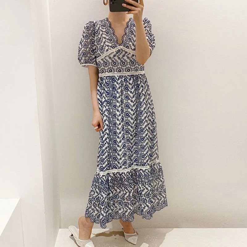 

Women Blue High Waist Hook Flower Hollow Long Dress New V-Neck Short Puff Sleeve Loose Fashion Tide Summer 2021 Z441