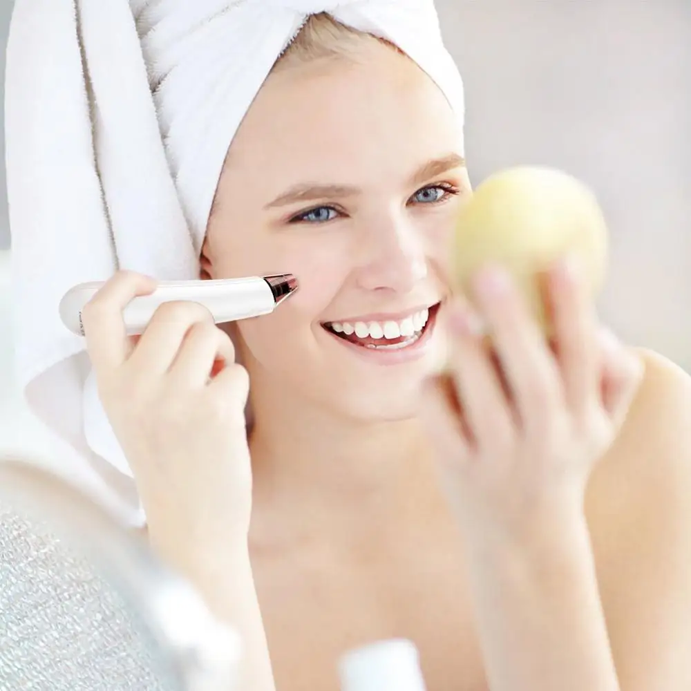 

Household Small and portable clears pores effectively removes blackheads wired charging comfortable to Handheld skin care Device