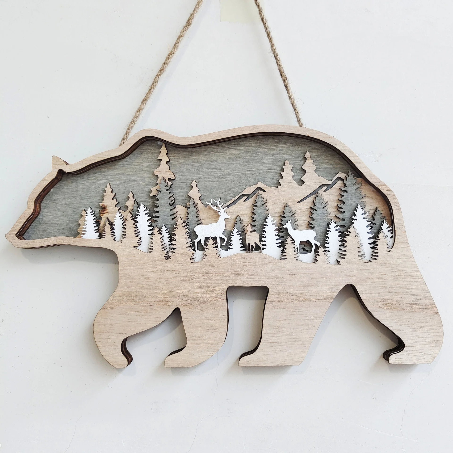 

New Wood Carving Landscape Pendant Creative Home Decoration Wooden Brown Bear Deer Wall Pendant Hanging