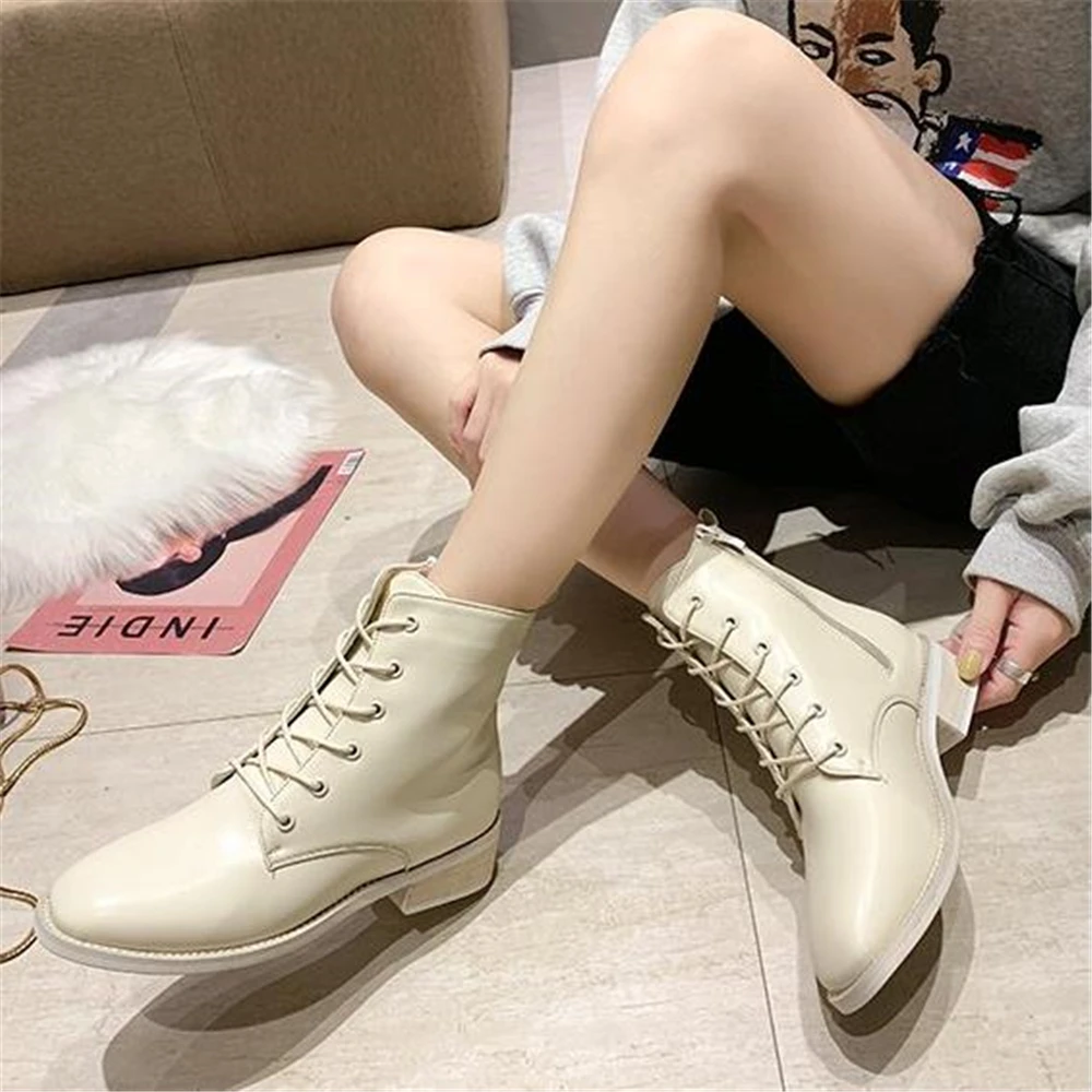 

European style ladies shoes 2019 shoes new British wind with motorcycle boots thick with net red short boots Martin boots women