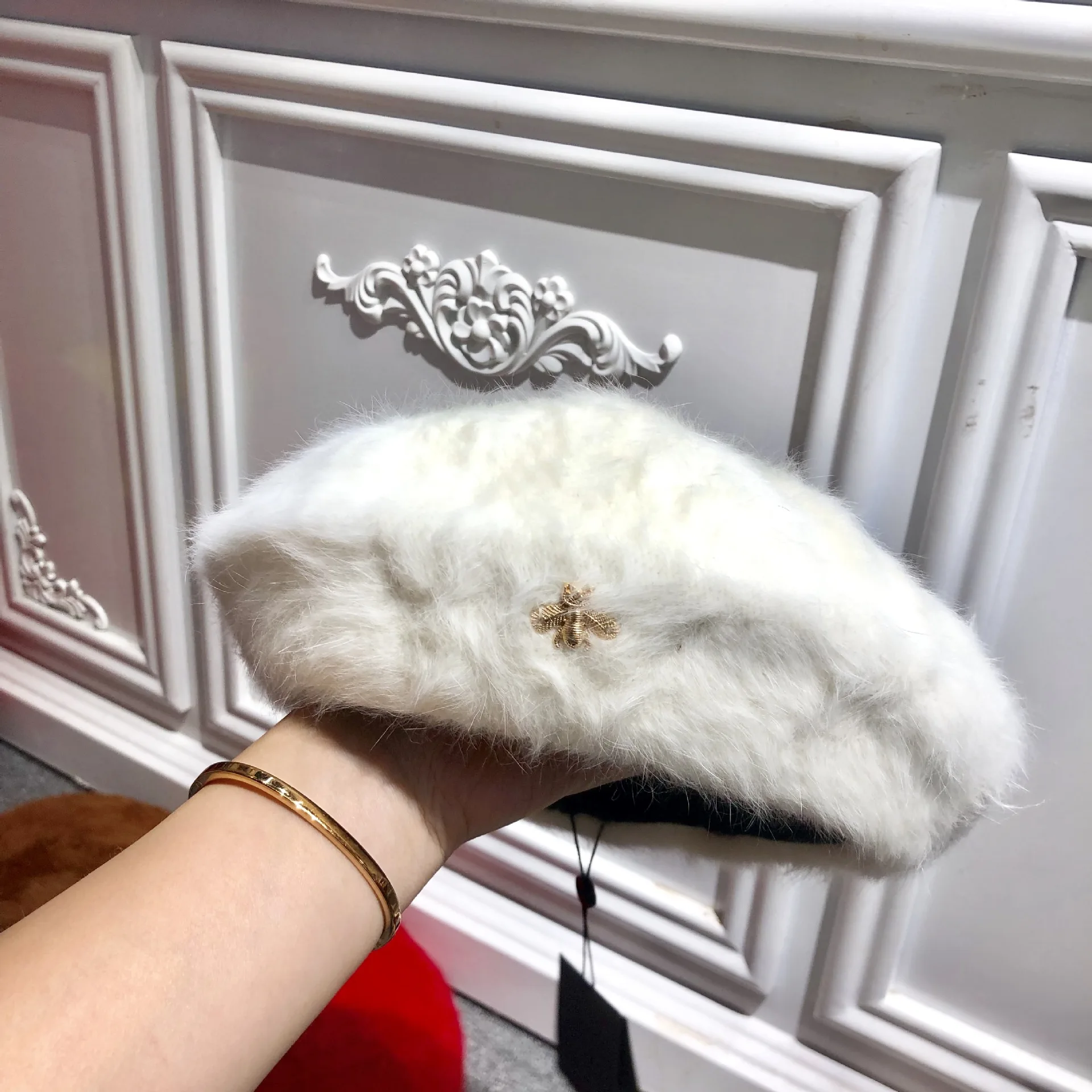 Женская шерстяная шапка однотонные береты женская шапочка шапки с золотой