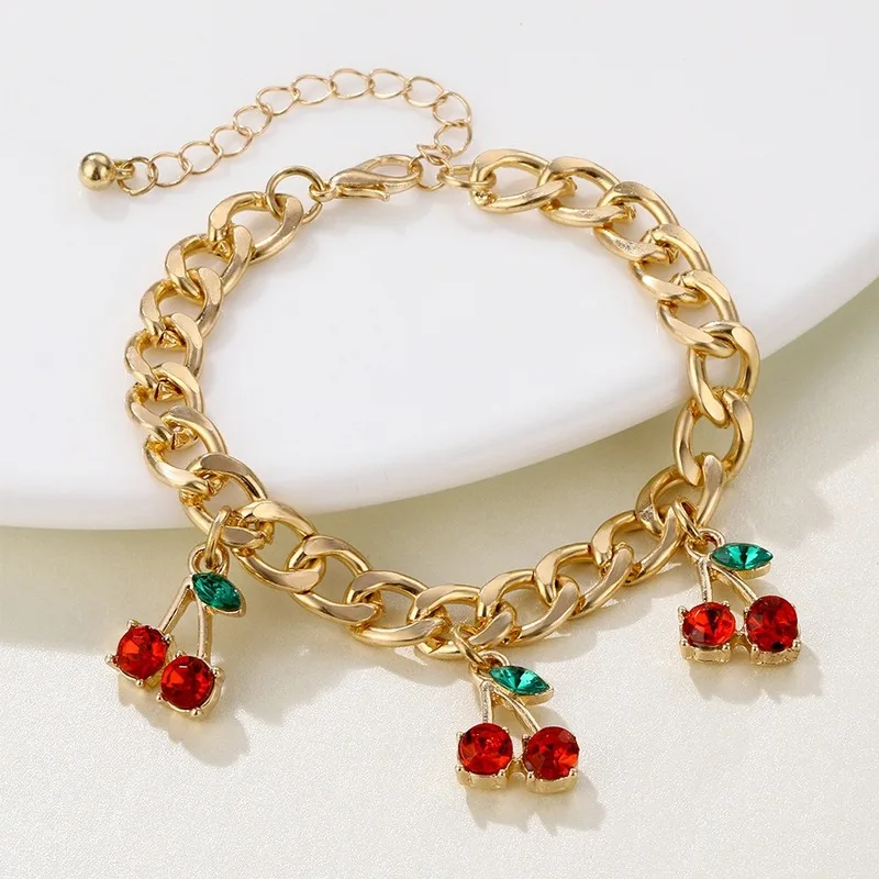 

2020 European and American Hot Sale Fashion Temperament Glass Rhinestone Red Cherry Necklace Bracelet Necklace Female Jewelry