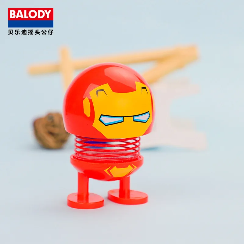 Marvel союз Мстителей Весна Настольный автомобиль аксессуары сталь Человек-паук качает головой кукла рука модель автомобиля